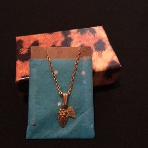 Black Hills Gold Vintage necklace dainty pendant